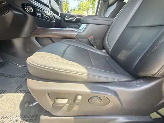 Used 2024 Silver GMC SLT image 12