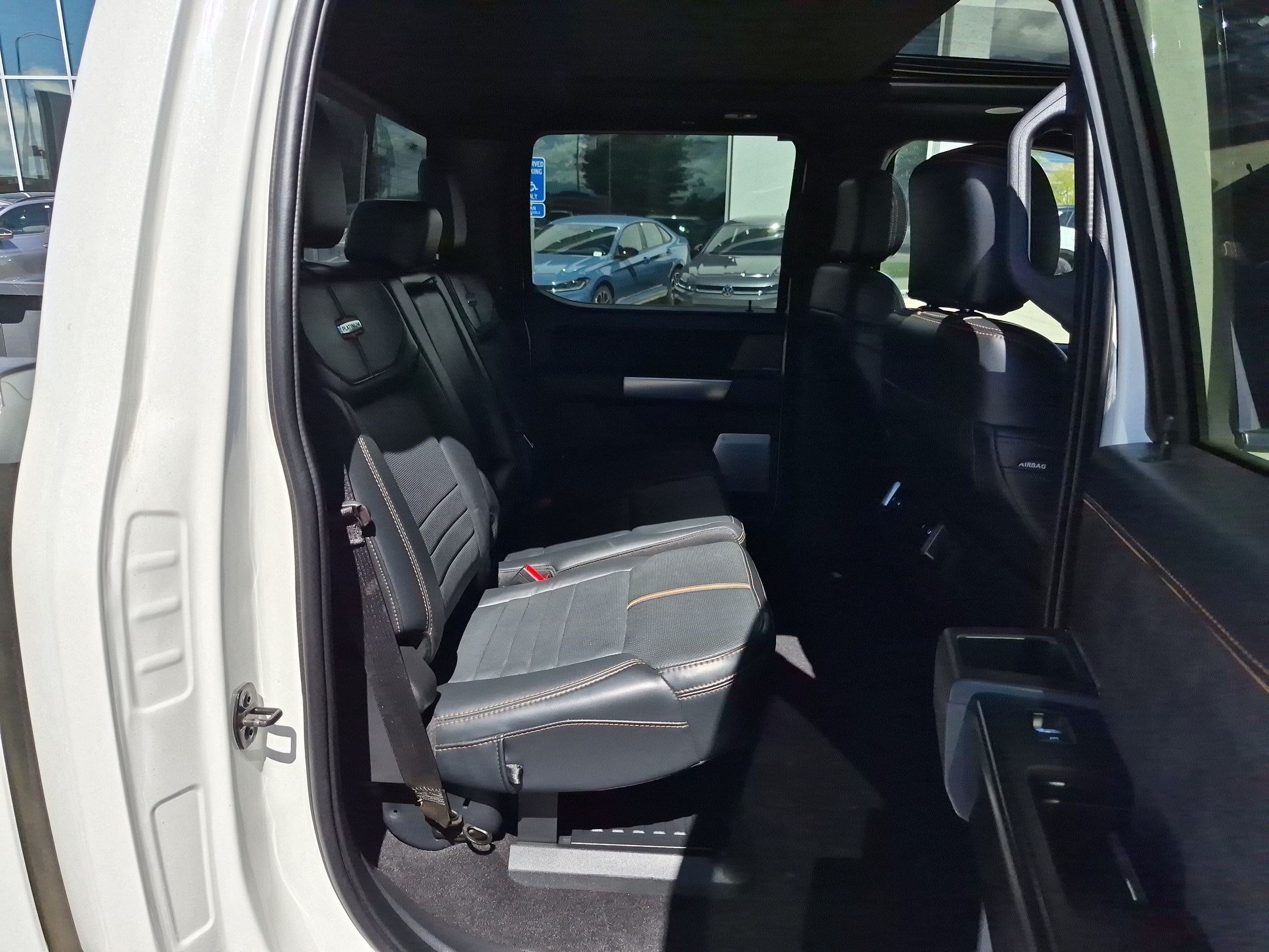 Used 2023 Star White Metallic Tri-Coat Ford Platinum image 32