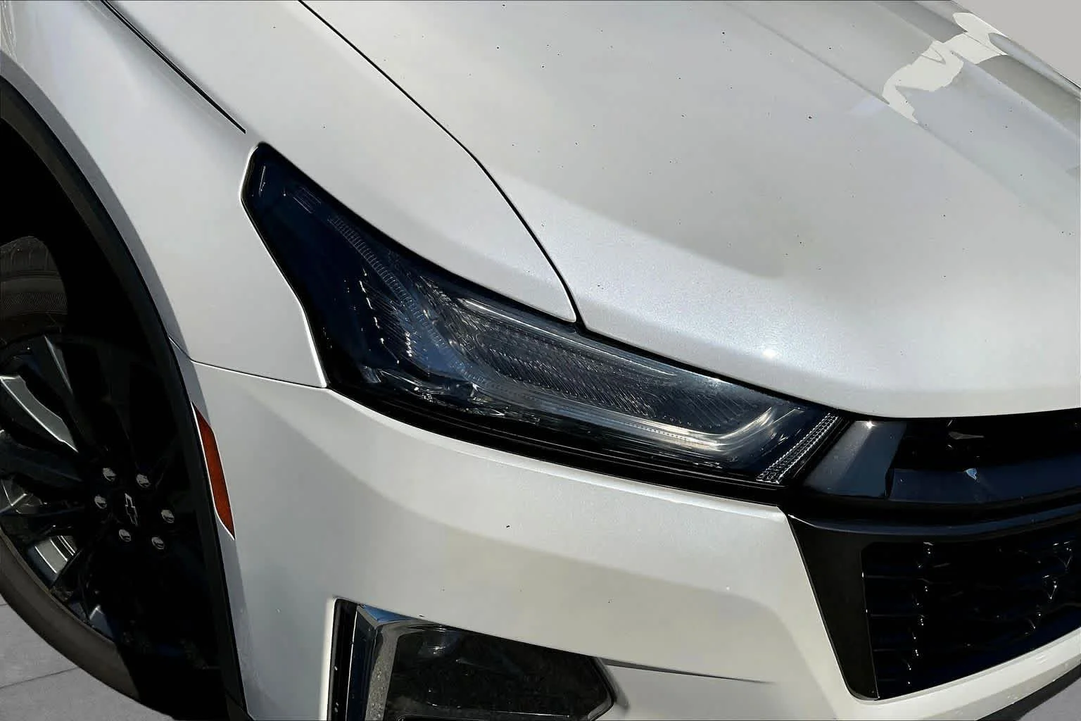 Used 2023 Iridescent Pearl Tricoat Chevrolet RS image 53