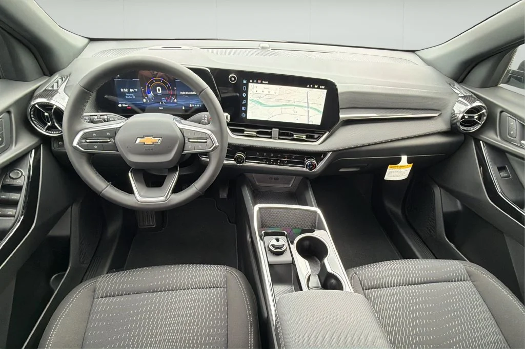 New 2027 Sterling Gray Metallic Chevrolet LT image 20