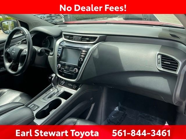 Used 2023 Red Nissan SL image 37