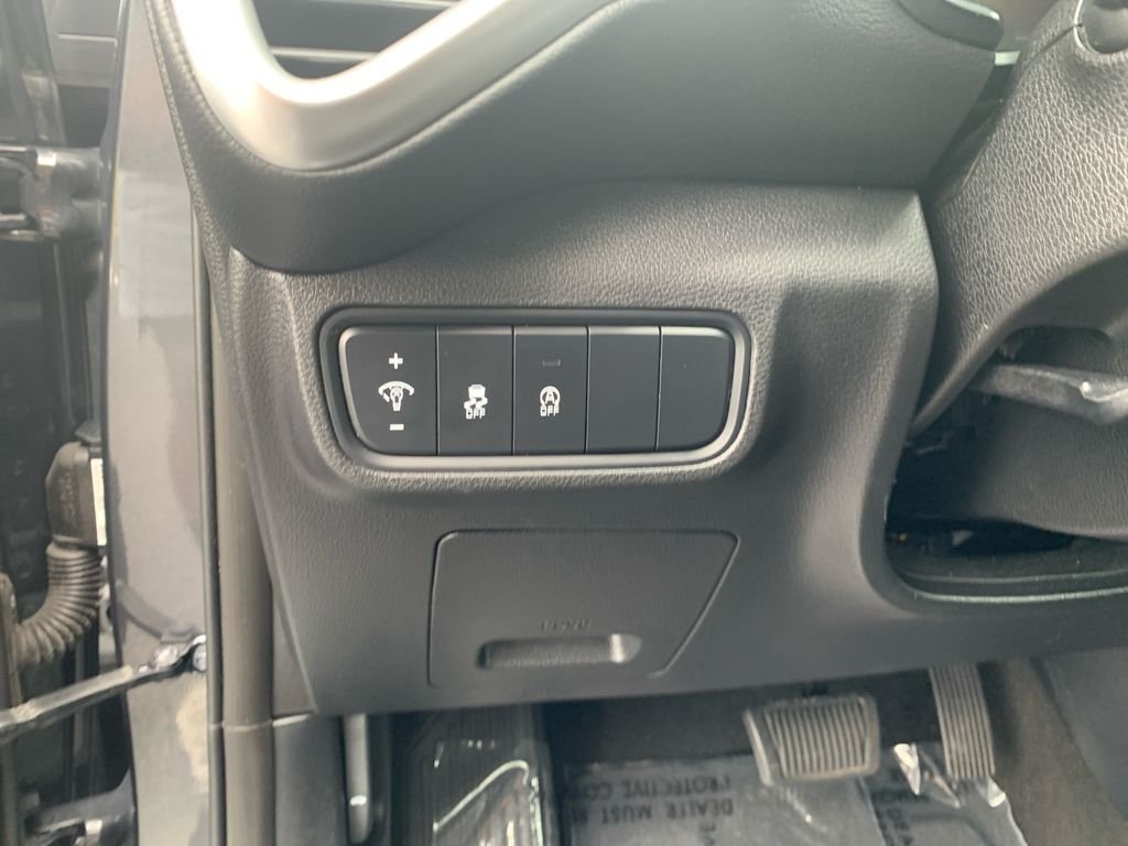 Used 2024 Gray Kia LX image 13