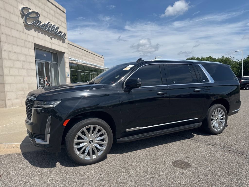 2024 Cadillac Escalade ESV 4WD Premium Luxury's photo