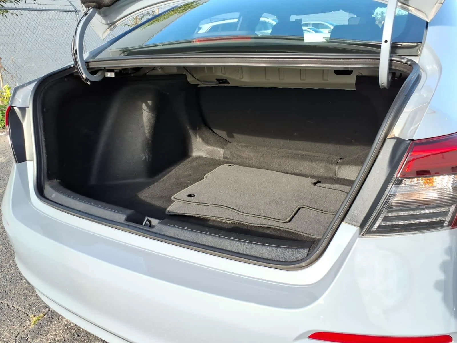 2024 Honda Civic Sport - Photo 13