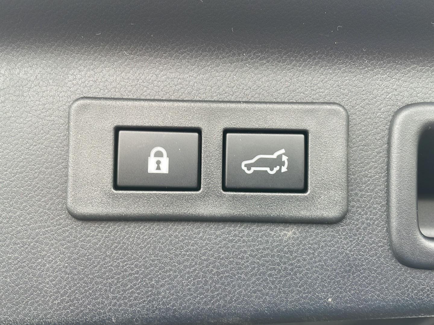 Used 2026 Geyser Blue Subaru Wilderness image 31