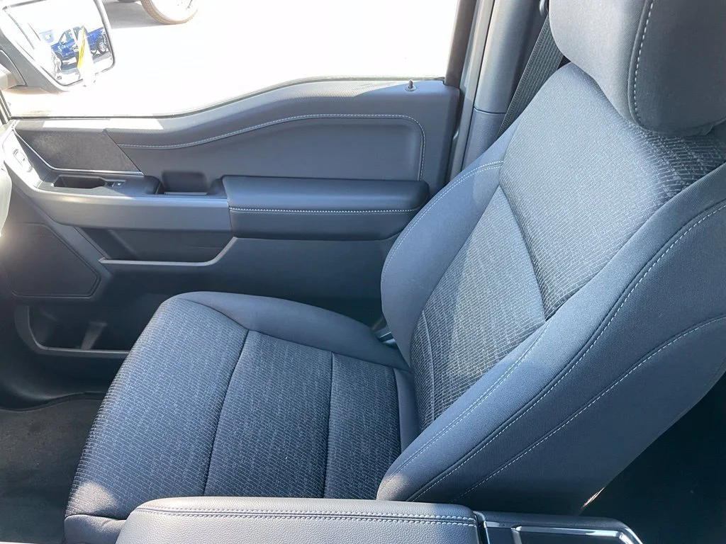 New 2026 Carbonized Gray Metallic Ford XLT image 26
