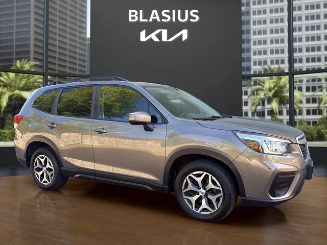 Used 2020 Brown Subaru Premium image 7