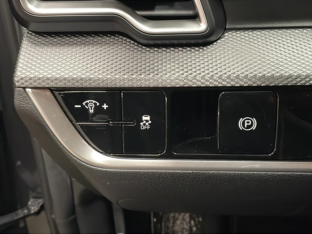 Used 2023 Gray Kia LX image 28