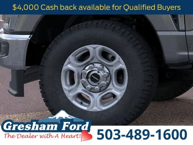 New 2026 Carbonized Gray Metallic Ford XLT image 22