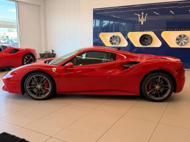 Used 2018 Rosso Corsa Ferrari Base image 17
