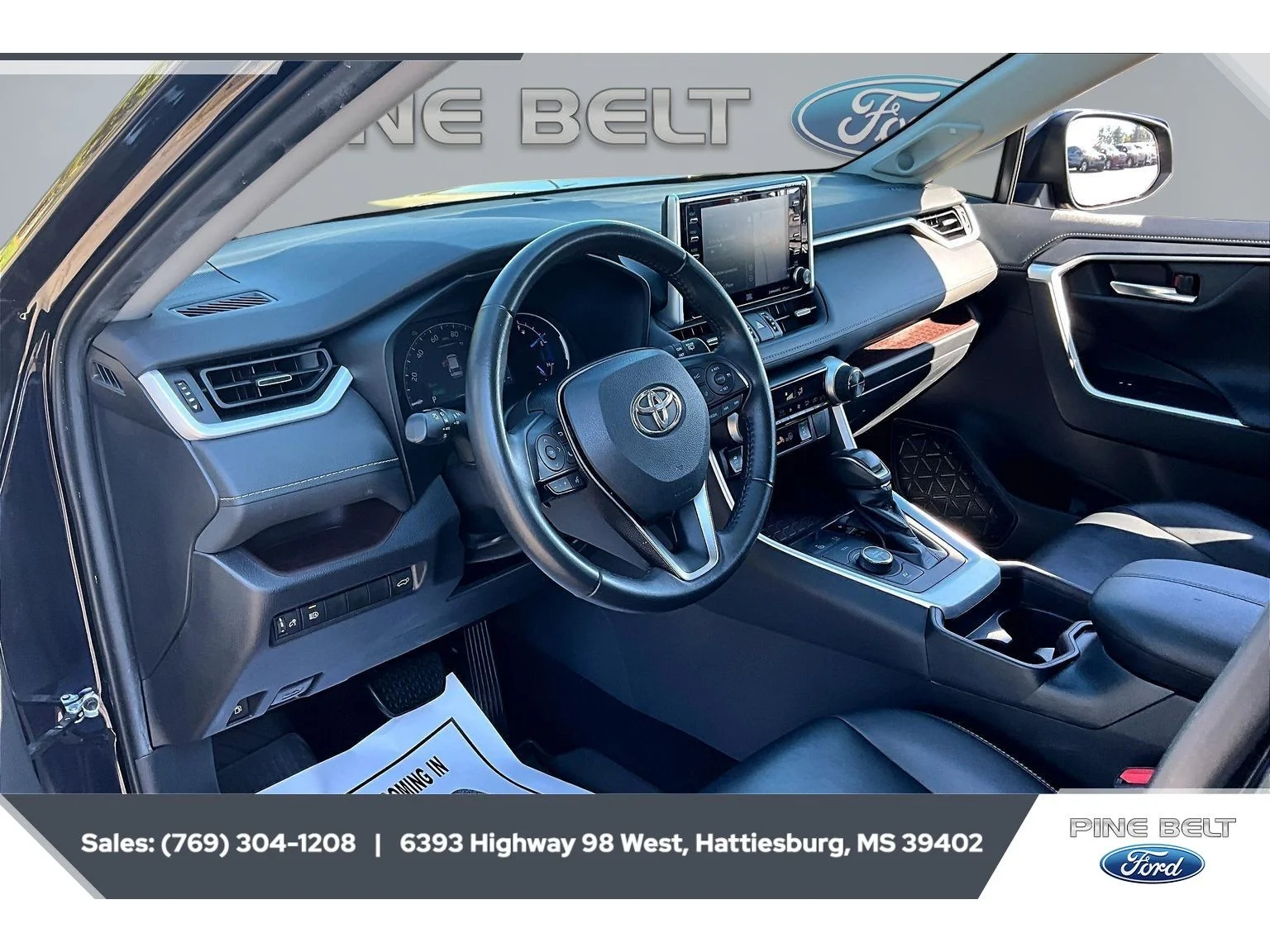 Used 2020 Blue Print Toyota Hybrid Limited image 12
