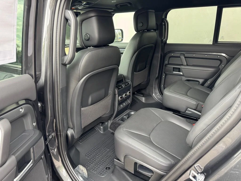 New 2026 Carpathian Grey Prem Met Land Rover S image 14