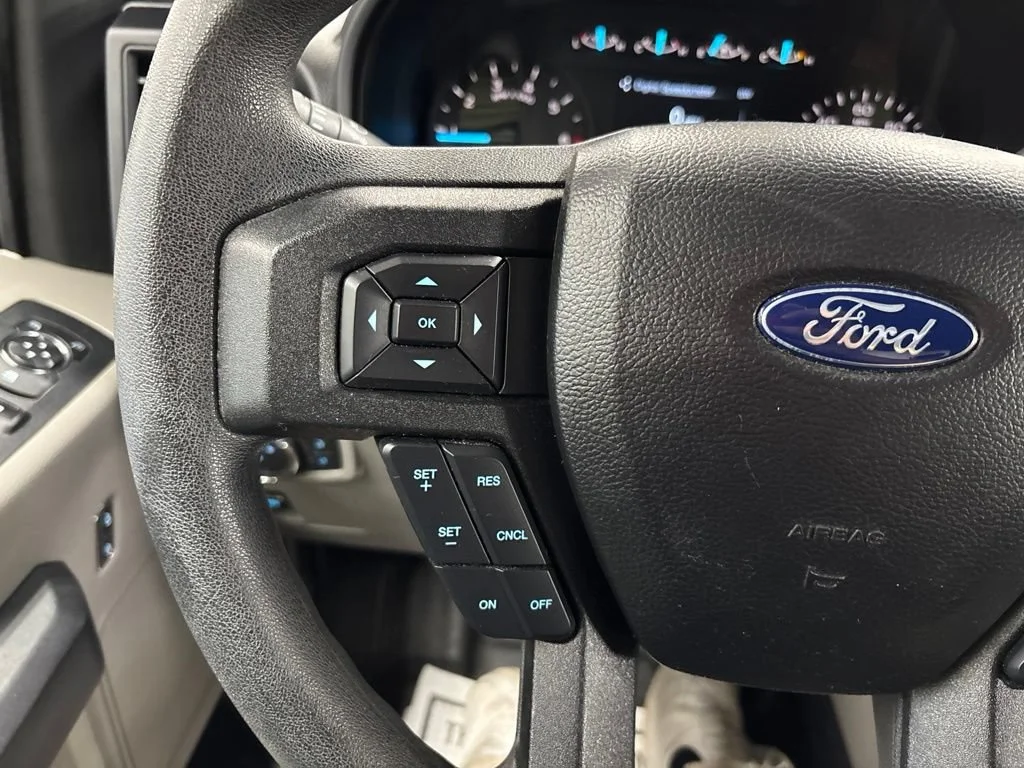 Used 2020 White Ford XL image 25