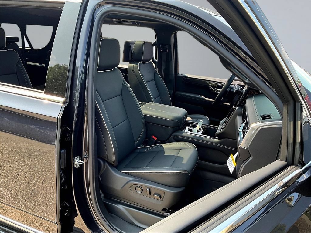 New 2026 Titanium Rush Metallic GMC Elevation image 11