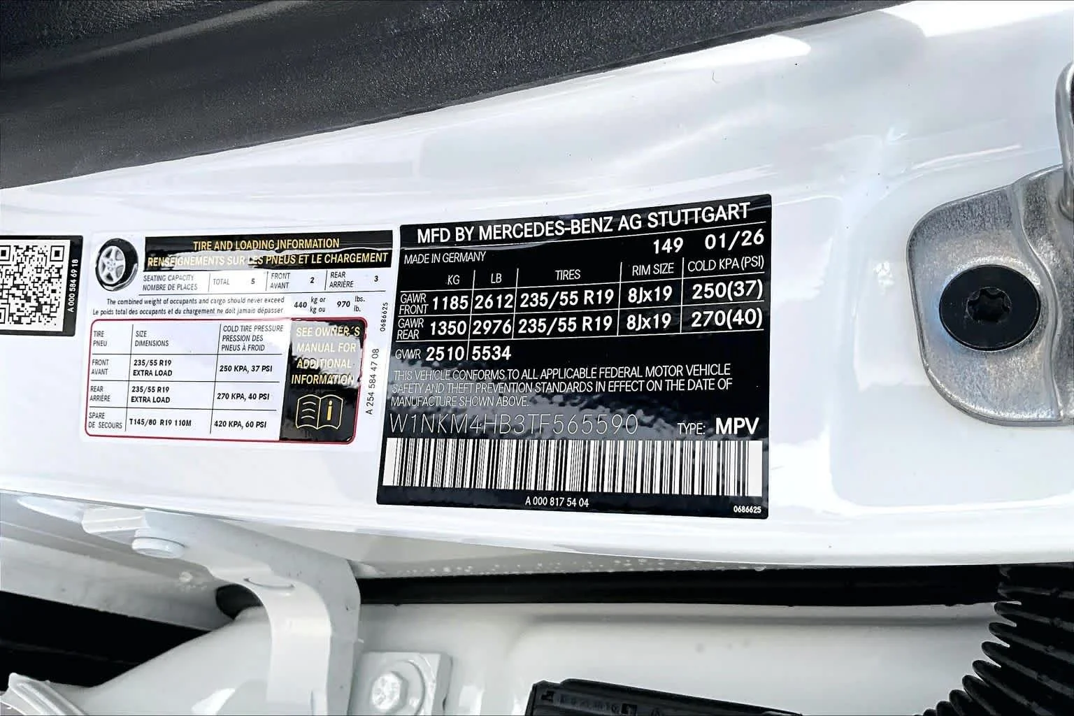 New 2026 Polar White Mercedes-Benz GLC 300 image 17