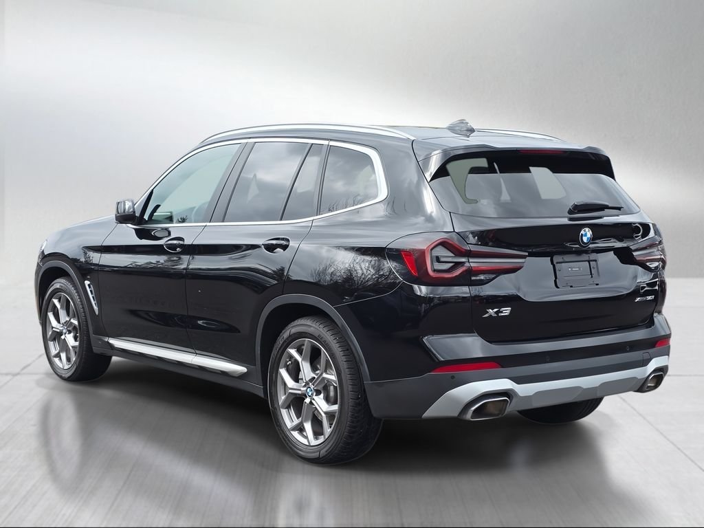 Used 2024 Black Sapphire Metallic BMW xDrive30i image 5