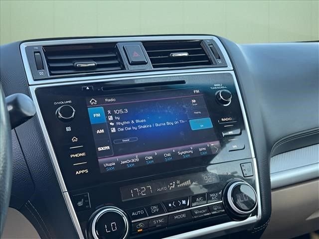 Used 2019 White Subaru 2.5i Premium image 24