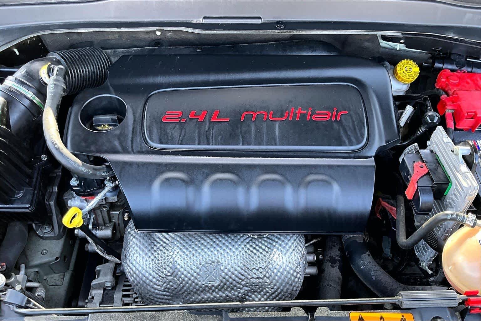 Used 2020 Black Clearcoat Jeep Altitude image 32