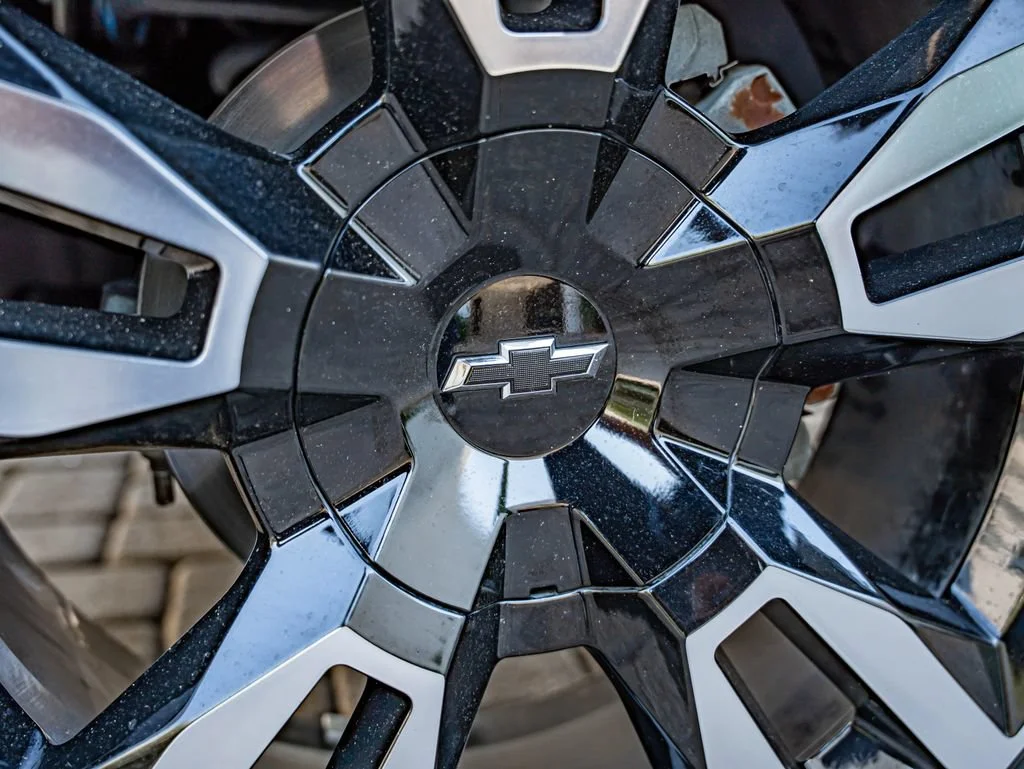 Used 2019 Shadow Gray Metallic Chevrolet Premier image 11