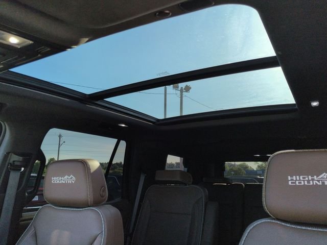 Used 2023 Blue Chevrolet High Country image 20