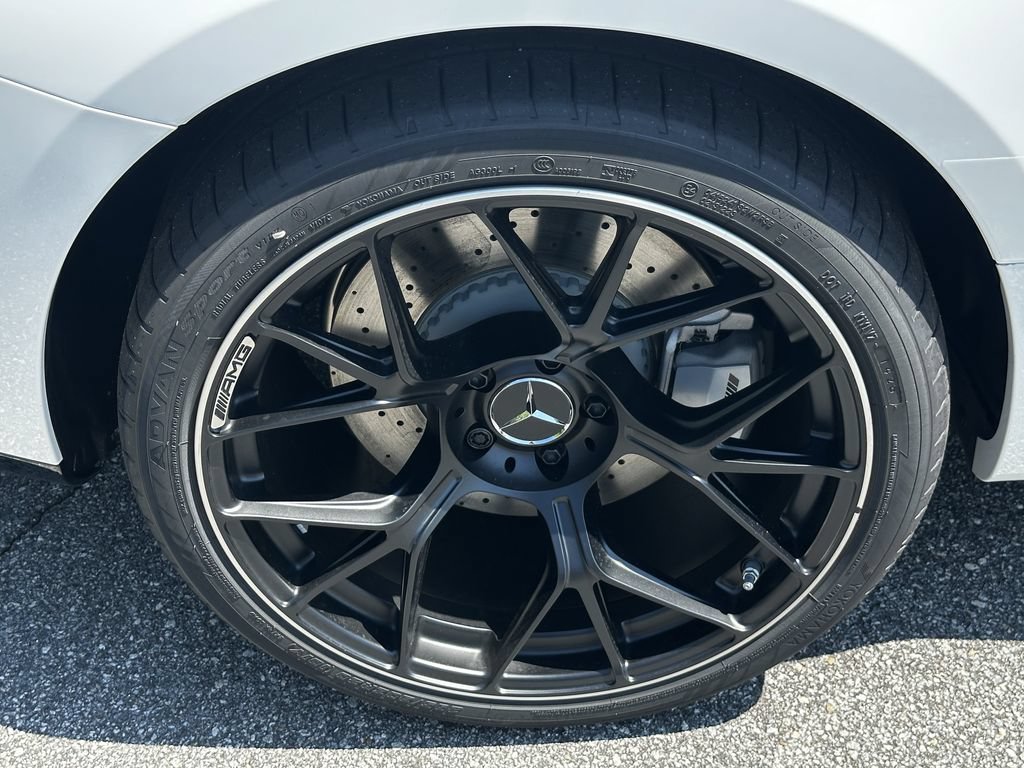 New 2027 MANUFAKTUR Moonlight White Metallic Mercedes-Benz AMG® CLE 53 image 52