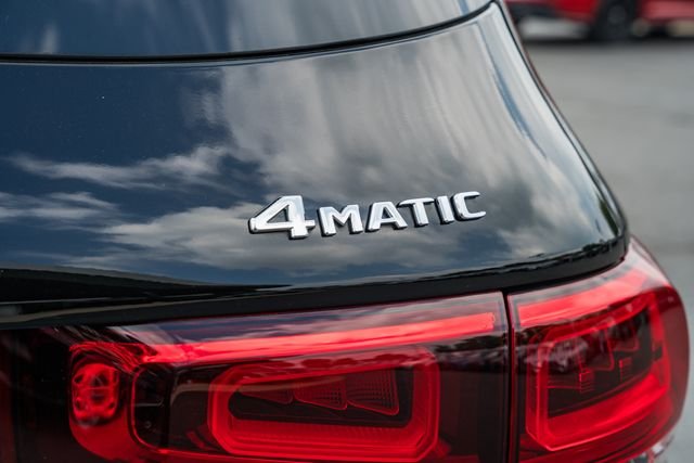Used 2023 Night Black Mercedes-Benz GLB 250 image 8