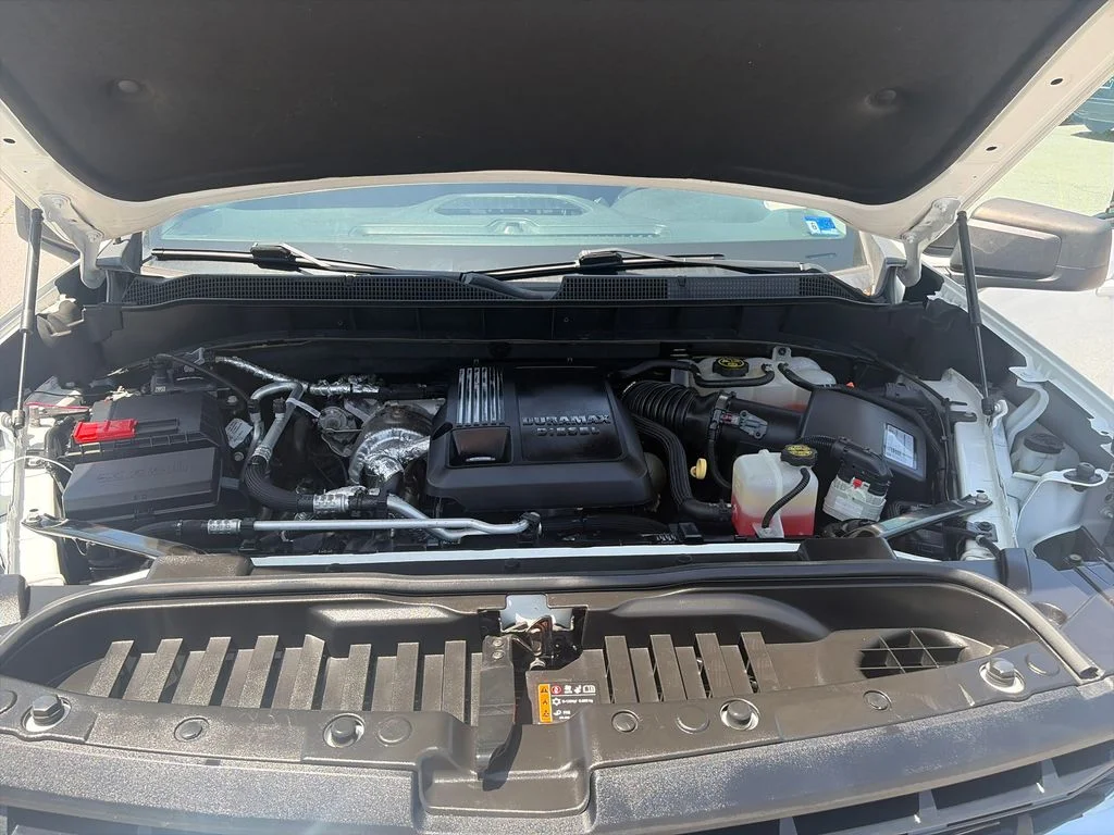 Used 2020 White Chevrolet LT image 21