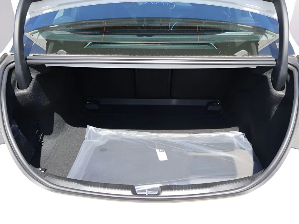 New 2026 Polar White Mercedes-Benz C 300 image 55