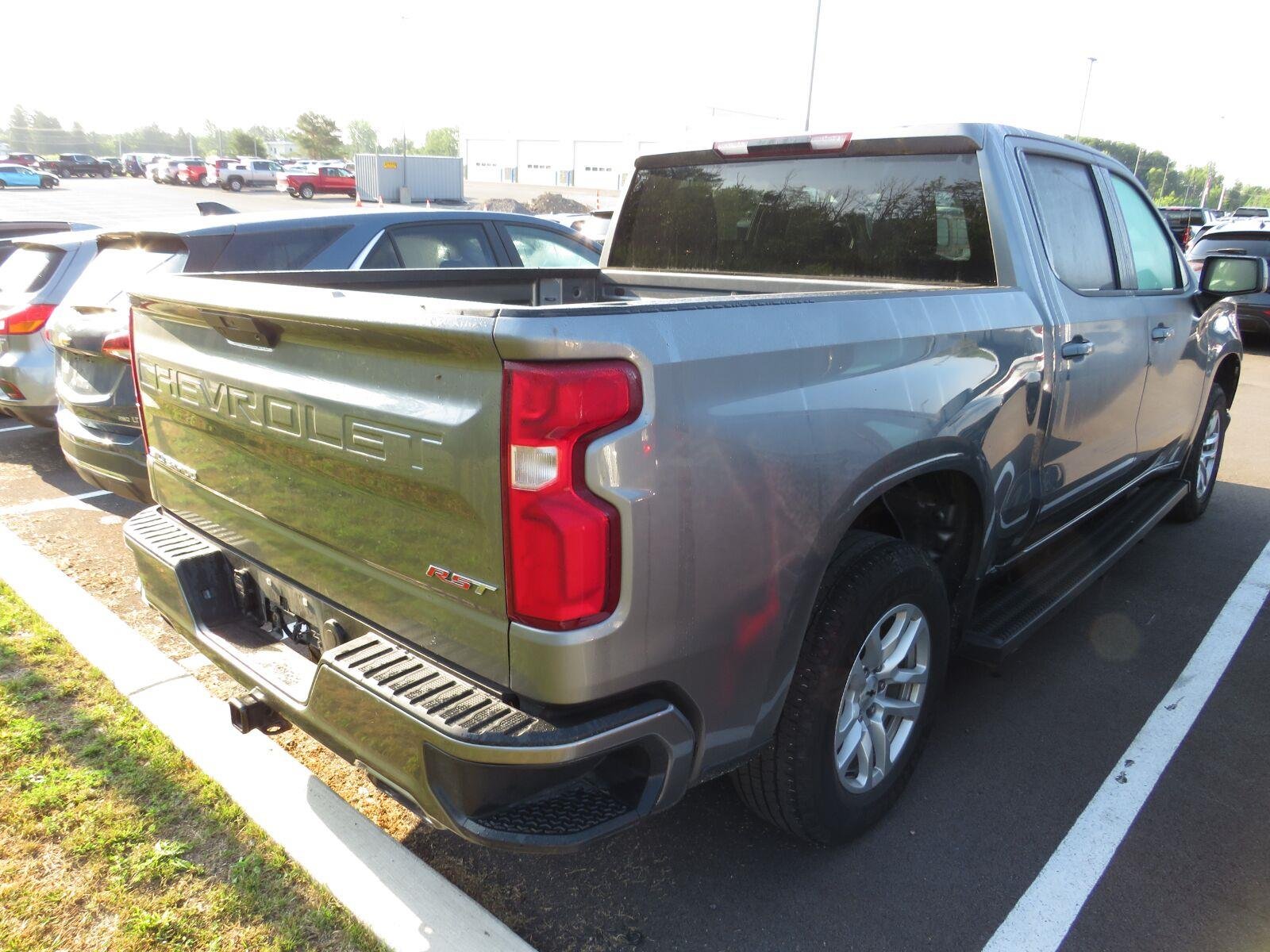 Used 2021 Satin Steel Metallic Chevrolet RST image 12