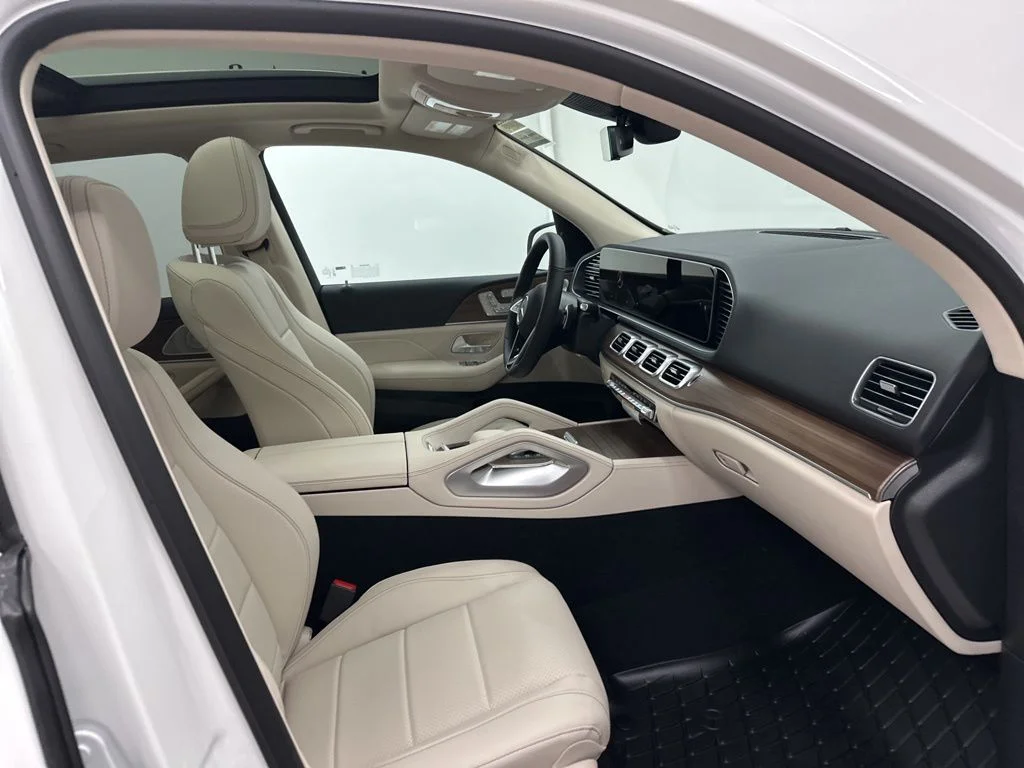 Used 2026 White Mercedes-Benz GLE 450 image 29