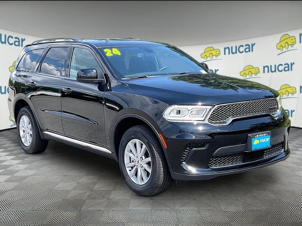 Used 2024 DB Black Clearcoat Dodge SXT image 1