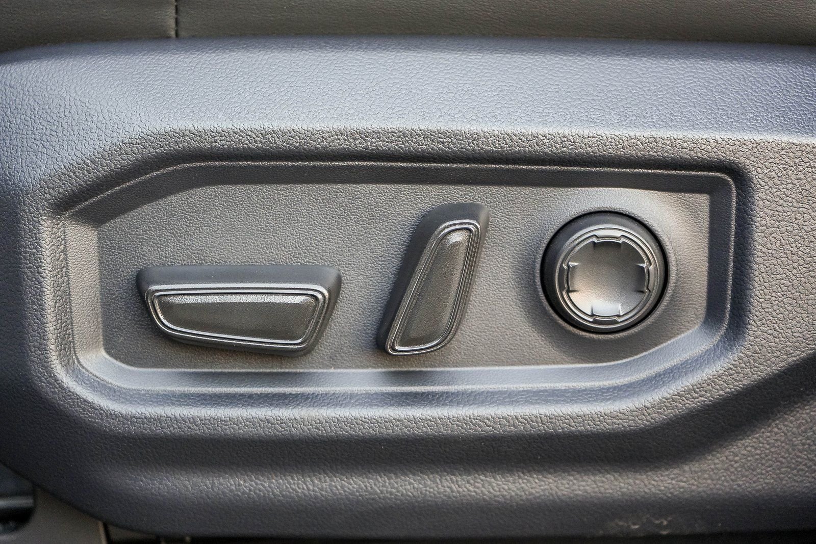 2026 Toyota Tundra Platinum - Photo 21