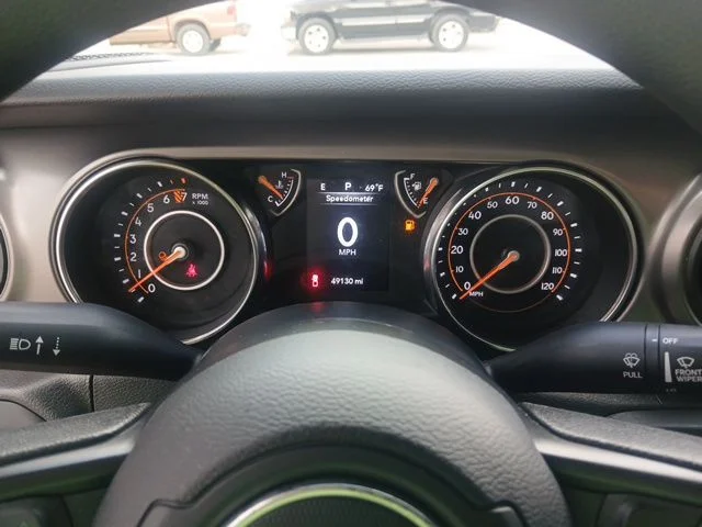 Used 2023 Black Jeep Sport image 38