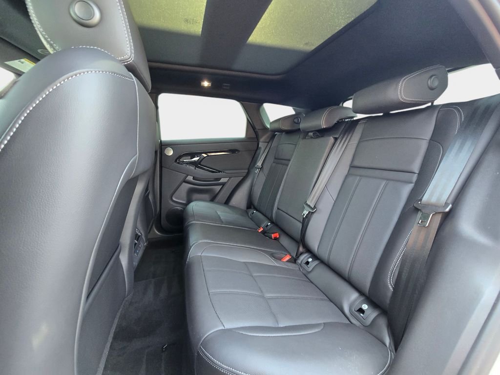 New 2026 Ostuni Pearl White LAND ROVER Hoxton Edition image 14
