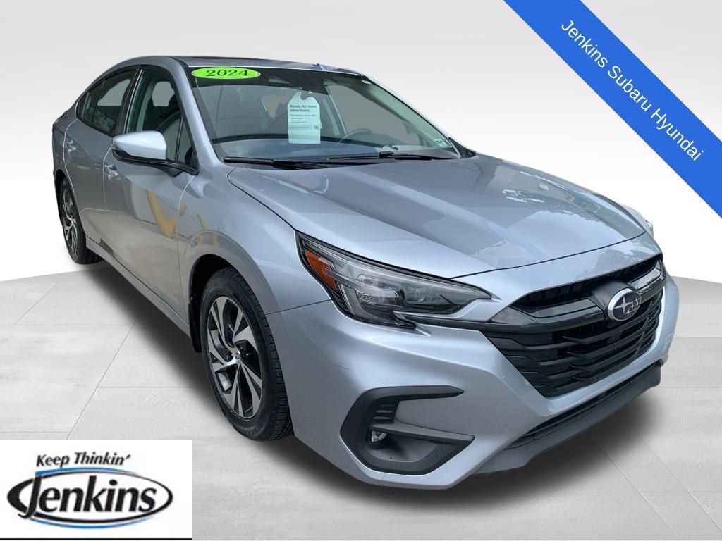 2024 Subaru Legacy Premium's photo