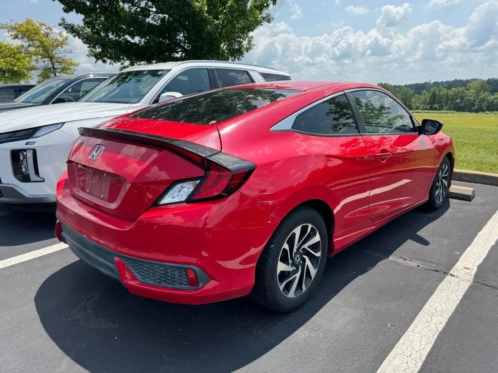 Used 2016 Red Honda LX image 3