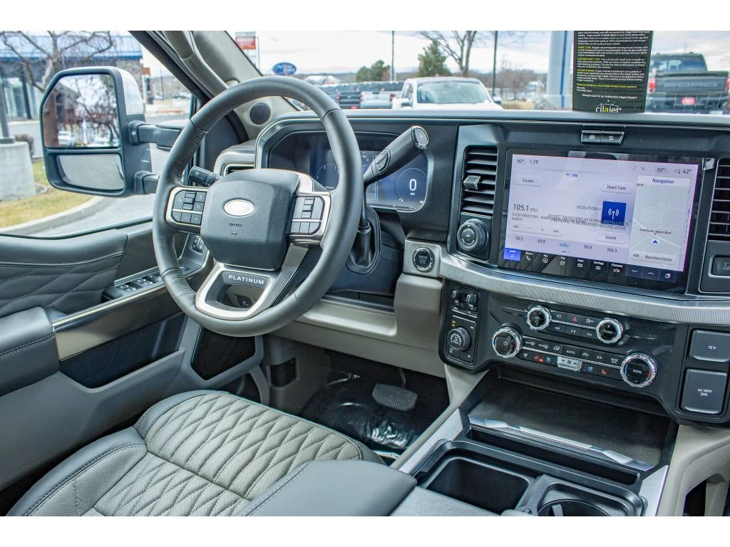 New 2026 Glacier Gray Metallic Tri-Coat Ford Platinum image 17