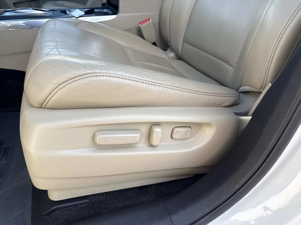 Used 2017  Acura 3.5L image 22