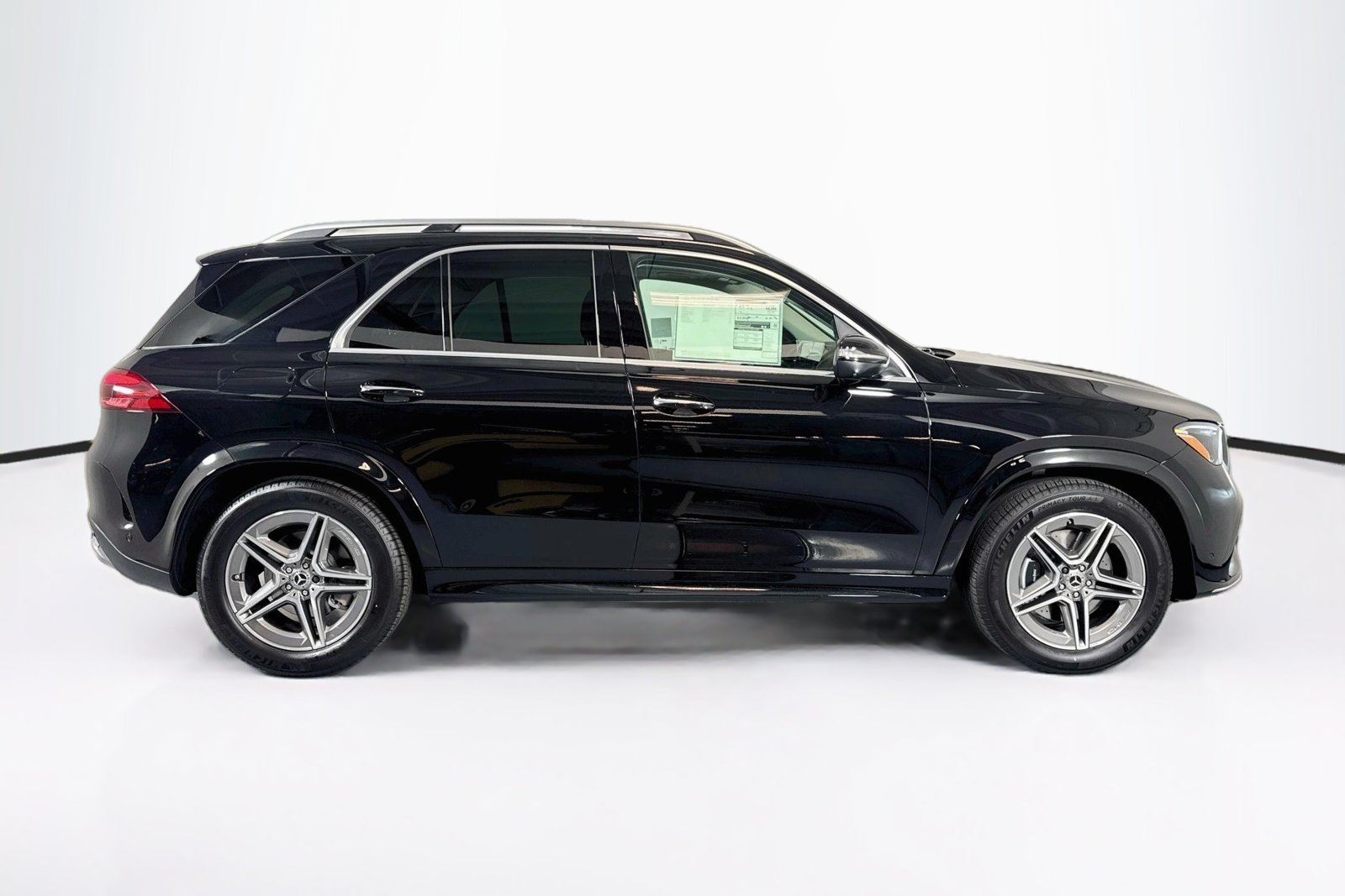 New 2026 Black Mercedes-Benz GLE 450 image 4