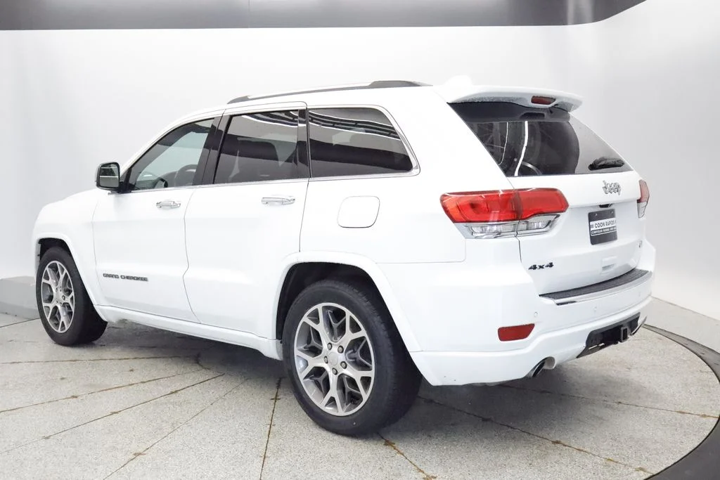 Certified Used 2020 White Jeep Overland image 12