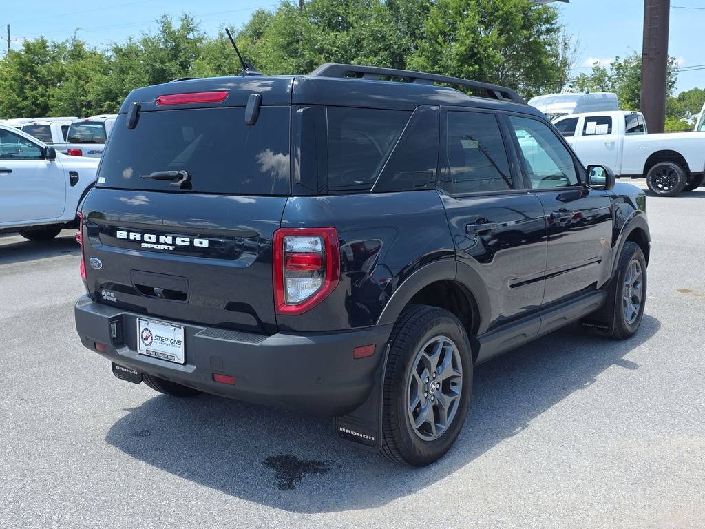 Used 2021 Blue Ford Badlands image 7