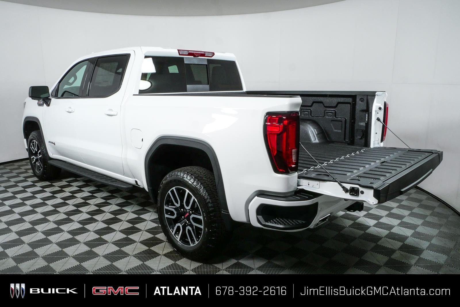 New 2026 Summit White GMC AT4 image 32