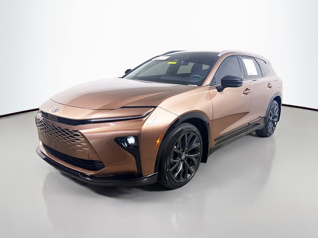 Used 2025 Bronze Age Toyota Limited image 3