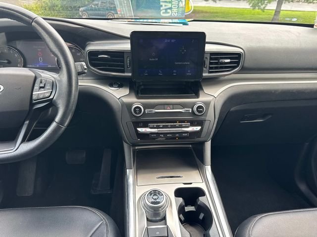 Used 2020 Red Ford XLT image 22