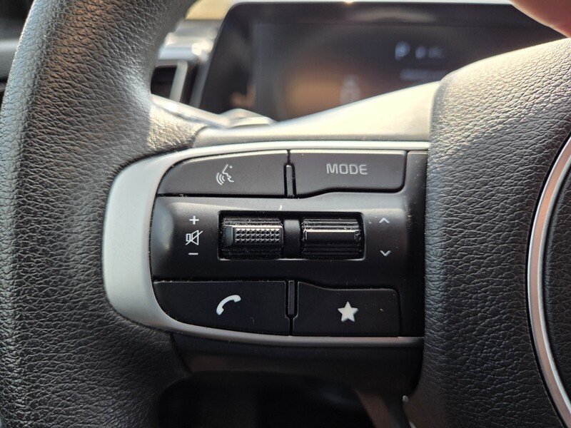 Used 2023 Black Kia LX image 13