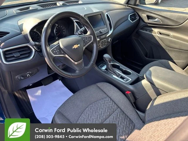 Used 2022 Blue Glow Metallic Chevrolet  image 12
