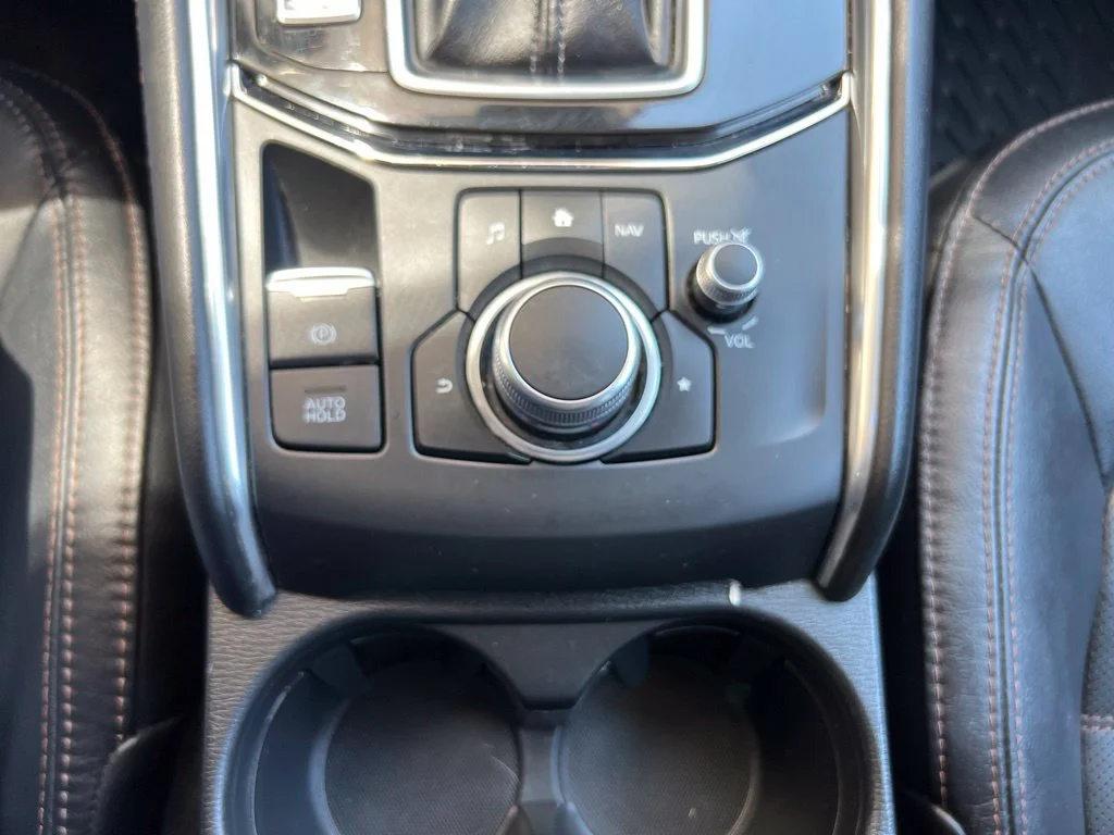 Used 2019 Eternal Blue Mazda Grand Touring Reserve image 32