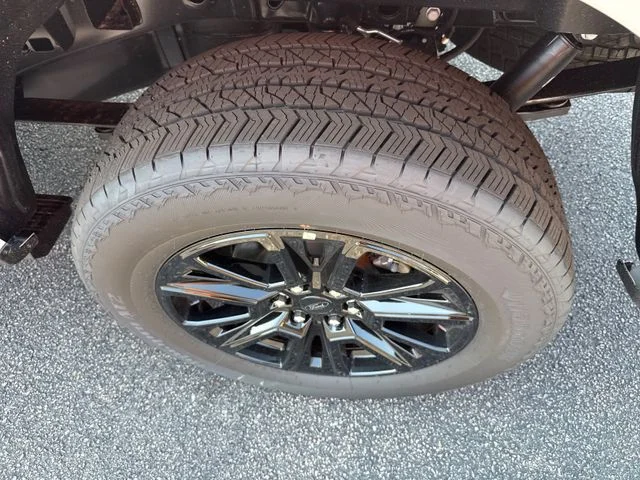 New 2026 Avalanche Ford Platinum® image 18