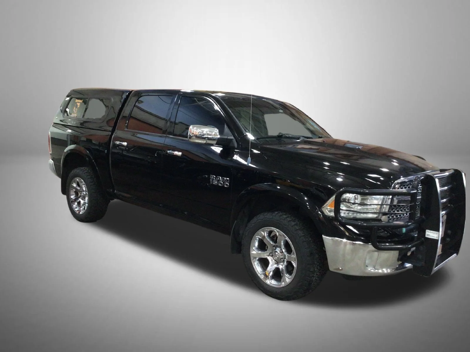 Certified Used 2013 Black Ram Laramie image 4