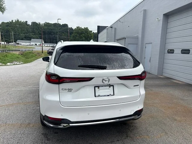 Certified Used 2024 White Mazda 3.3 Turbo Premium image 9